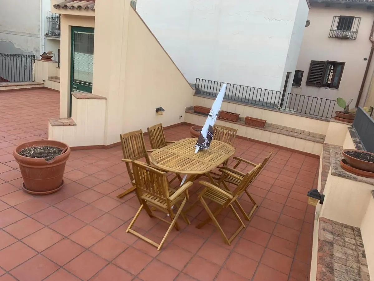 فيلة فيلا Casa Urbano تاورمينا